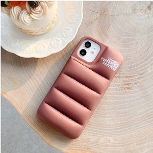 URBAN SOPHISTICATION THE PUFFER CASE - HOT CHOCOLATE